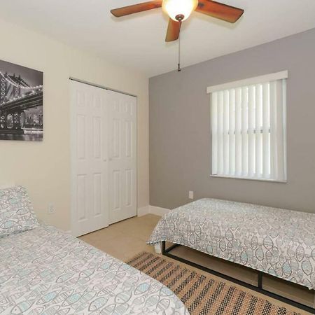 Lovely Cottage - Close To Siesta, Shops & Dining Sarasota Exterior foto