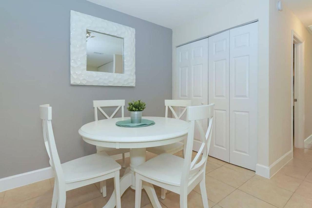 Lovely Cottage - Close To Siesta, Shops & Dining Sarasota Exterior foto