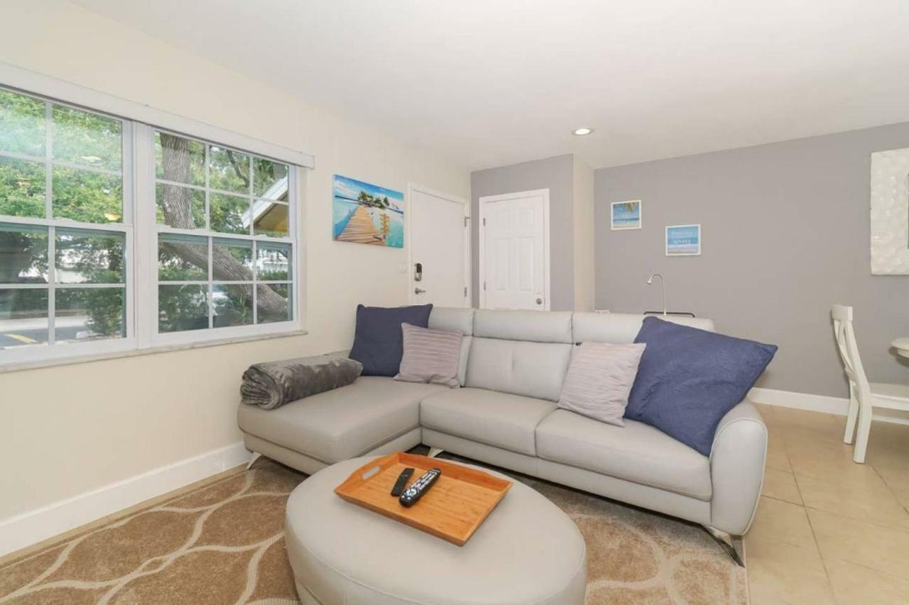 Lovely Cottage - Close To Siesta, Shops & Dining Sarasota Exterior foto